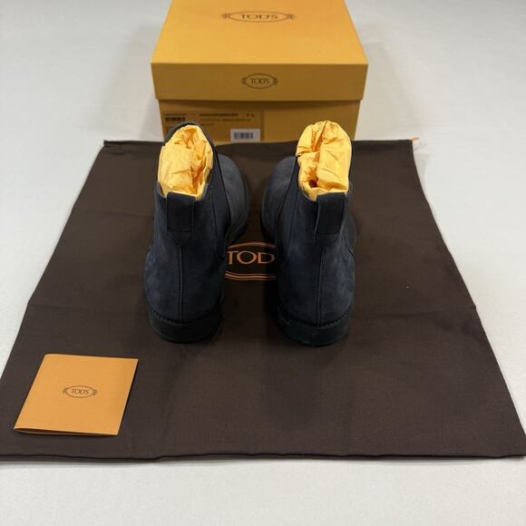 Tod’s SUEDE CHELSEA BOOTS Size 7.5UK/9US New In Box With Receipt MSRP $1,095